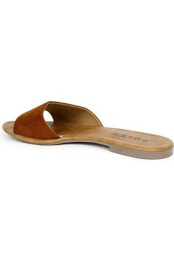 SOLES Tan Flat Sandals Flats