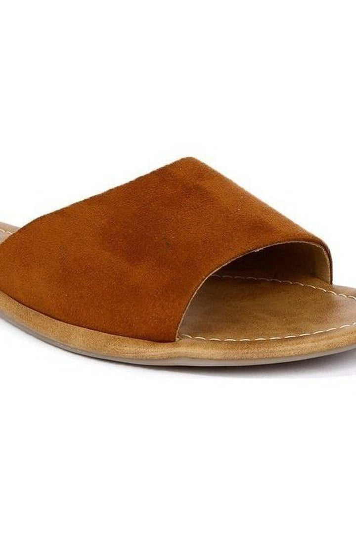SOLES Tan Flat Sandals Flats